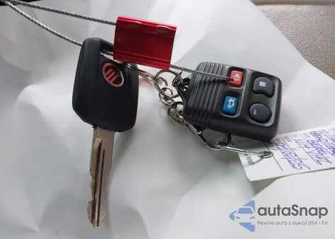 2003 Mercury Grand Marquis Ls из США, поврежденный, VIN 2MEFM75W73X653224